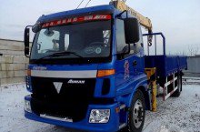 Бортовой грузовик Foton Auman c крановой установкой 6.3 тонны